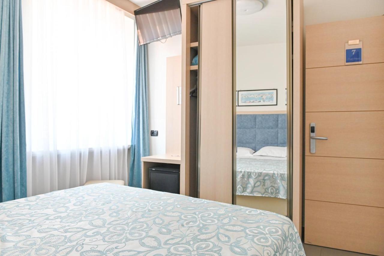 Hotel Marco'S Όπως Εξωτερικό φωτογραφία