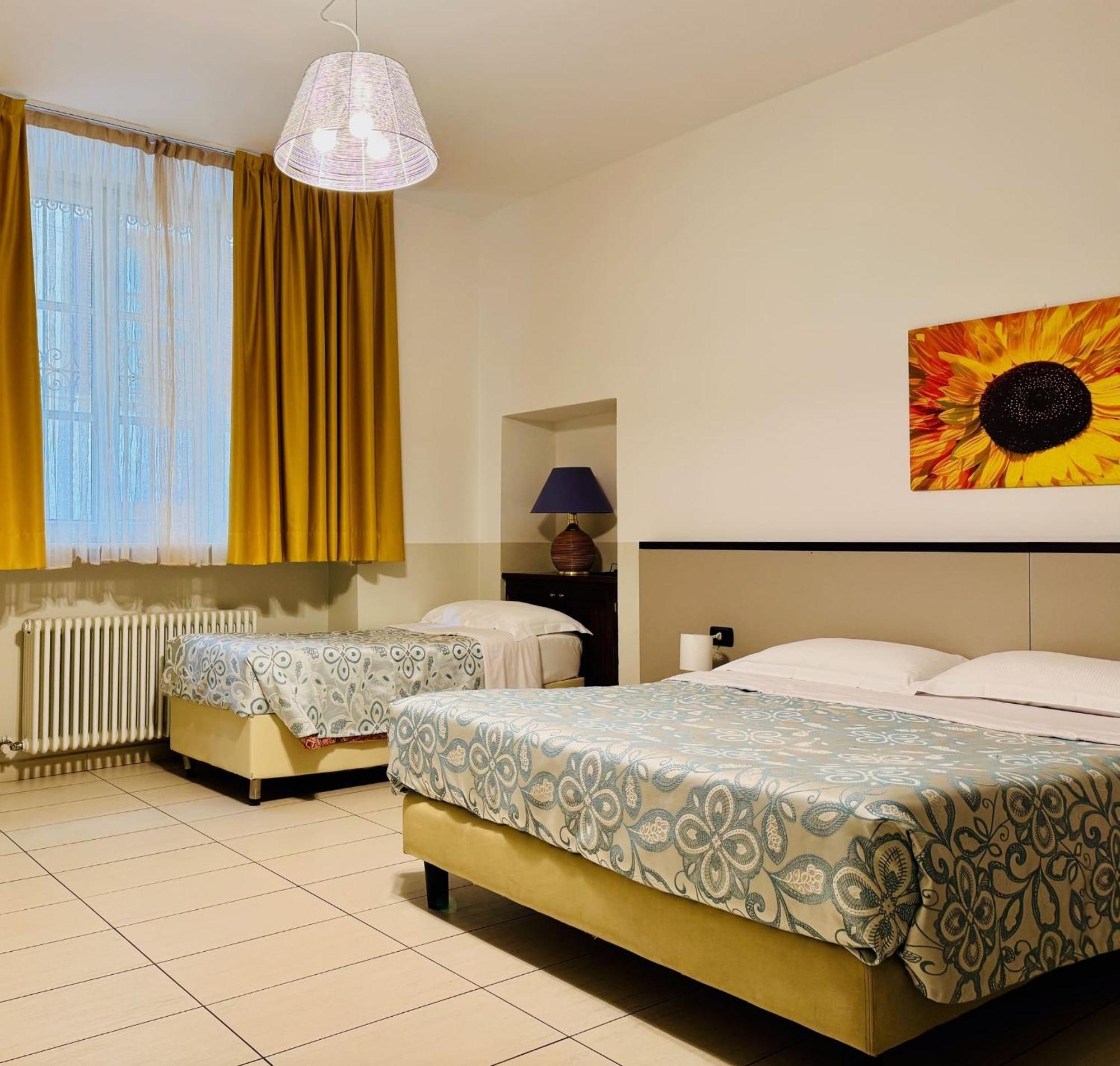 Hotel Marco'S Όπως Εξωτερικό φωτογραφία